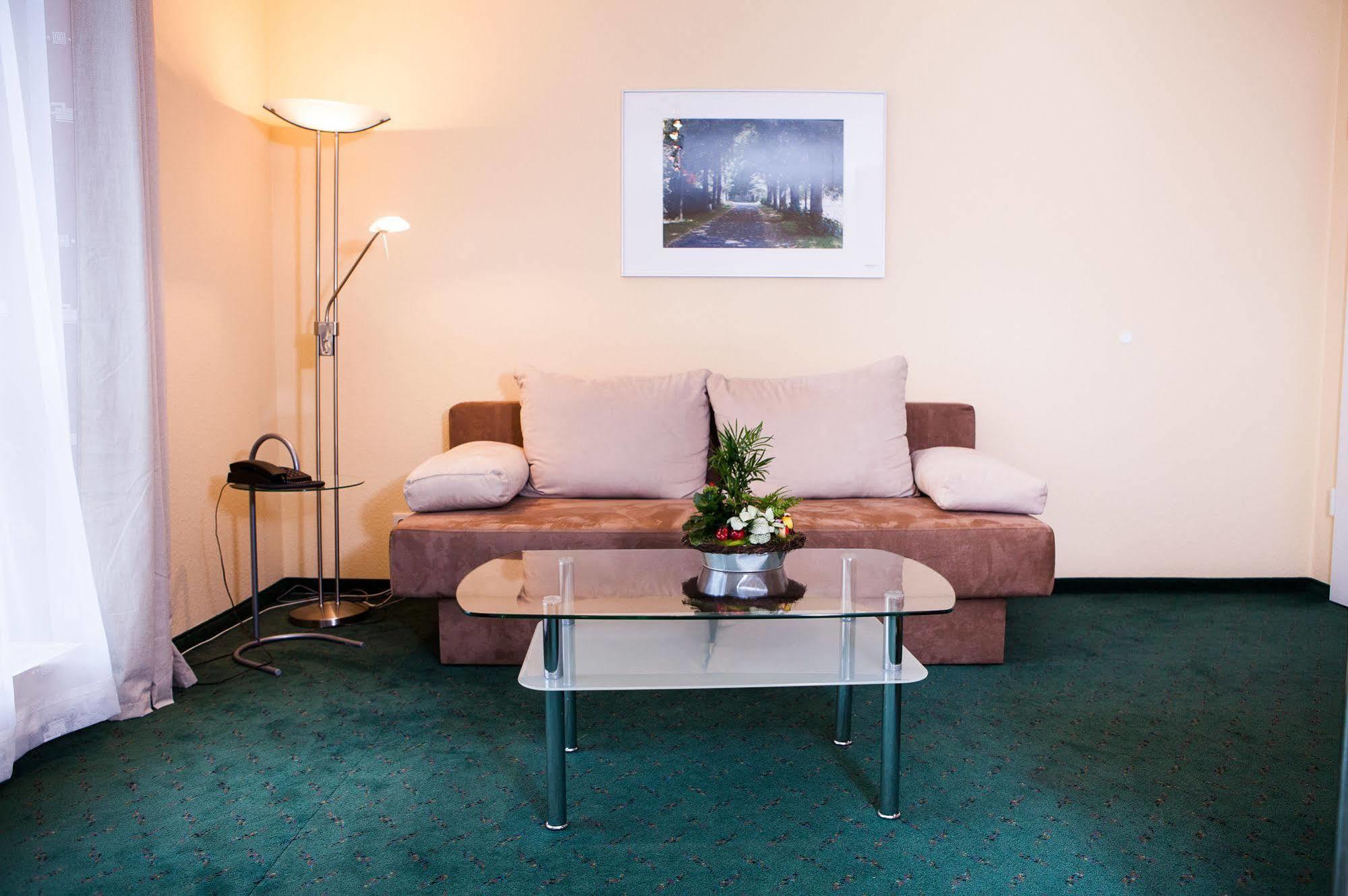 Hotel Zum Deutschen Eck Meerbusch Kültér fotó